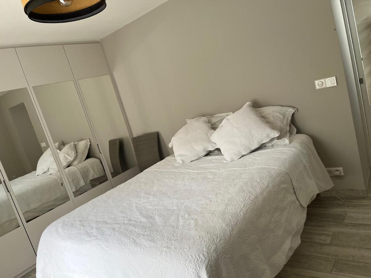 Bed and Breakfast Charme Moderne Le Val-Saint-Germain Zewnętrze zdjęcie